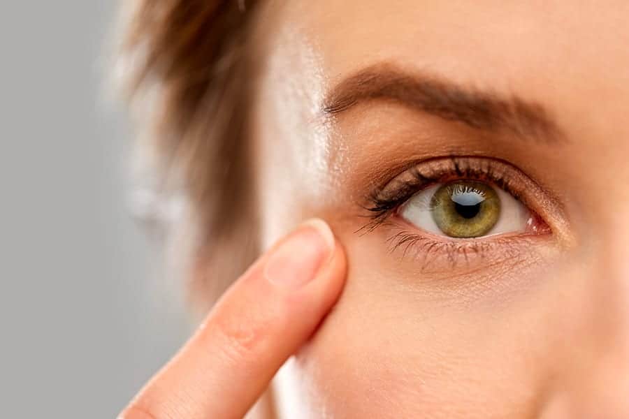 Opération laser des yeux : quel est le temps de récupération ?